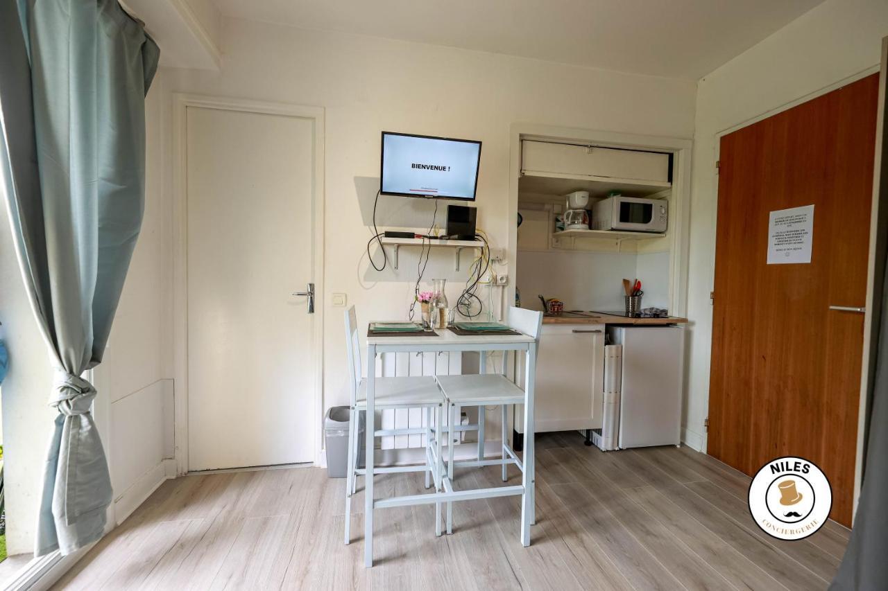 Au Petit Repere Palois -Studio - Centre Ville-Balcon-Wifi Fibre Pau Exterior foto